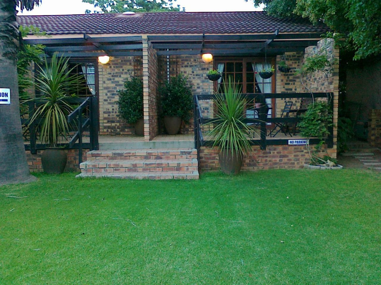 Khokha Moya Guesthouse Ermelo Exterior photo